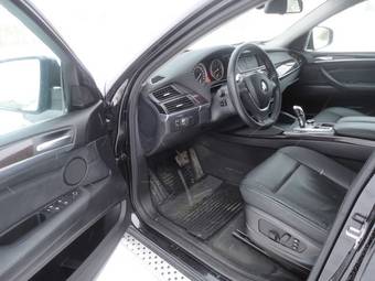 2010 BMW X6 Pictures