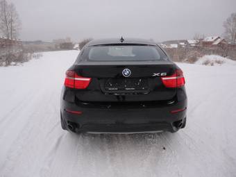 2010 BMW X6 Photos