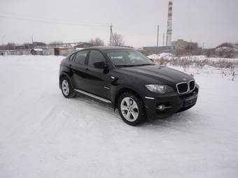 2010 BMW X6 Images