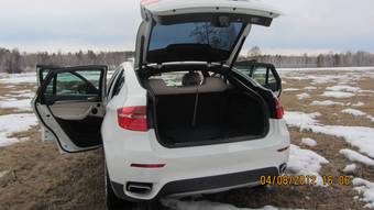 2010 BMW X6 Pictures