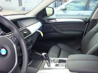 2011 BMW X6 Wallpapers