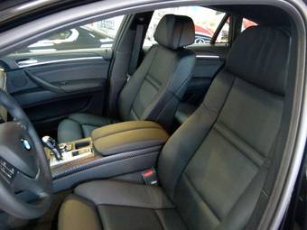 2011 BMW X6 Pictures