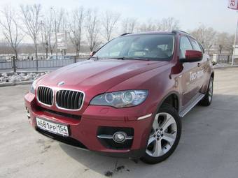 2011 BMW X6 Pictures