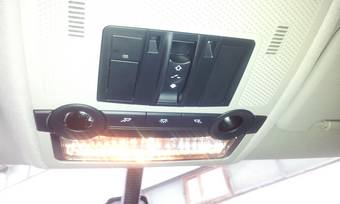 2011 BMW X6 Images