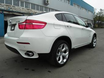 2012 BMW X6 Pics