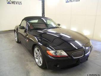 2003 BMW Z4 Photos