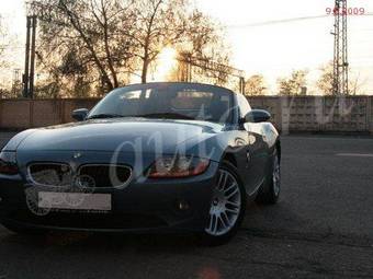 2004 BMW Z4 Photos