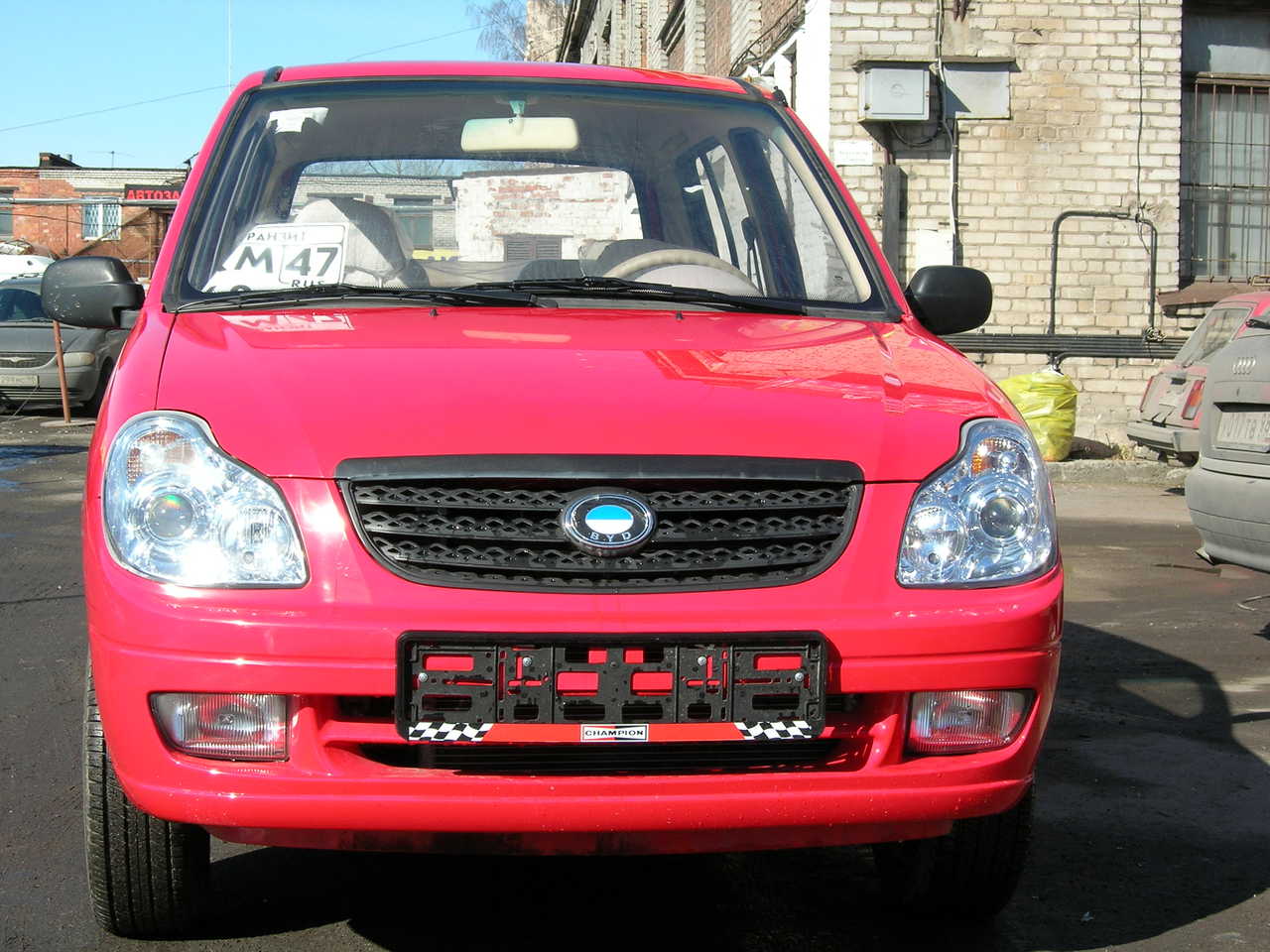 Флаер 2. Машина BYD Flyer. Бид флаер 2. BYD Flyer 2006 производитель. БАД флаер 0.8.