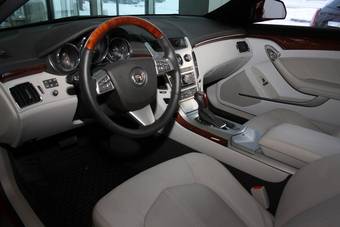 2011 Cadillac CTS Wallpapers