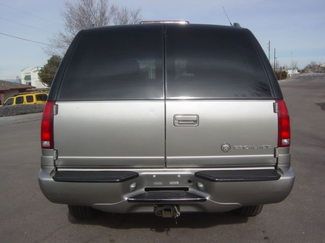 2001 Cadillac Escalade