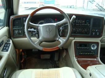 2001 Cadillac Escalade Pictures