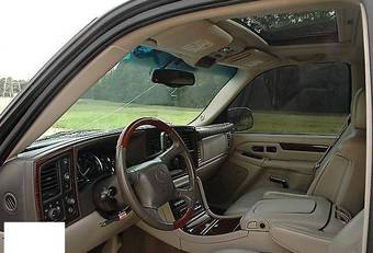 2002 Cadillac Escalade Pictures