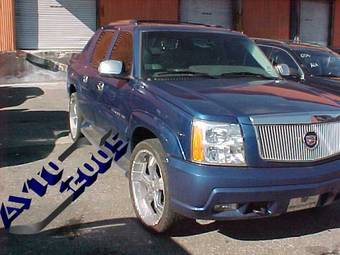 2003 Cadillac Escalade
