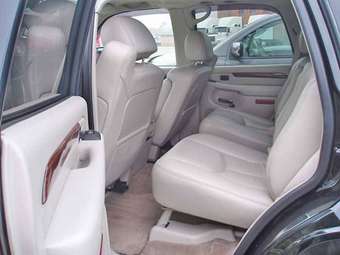 2003 Cadillac Escalade Pictures