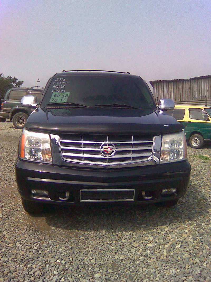 2003 Cadillac Escalade