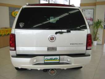 2004 Cadillac Escalade Pictures