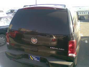 2004 Cadillac Escalade Pics