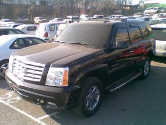 2004 Cadillac Escalade Pictures