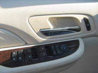 2006 Cadillac Escalade Images