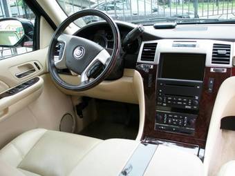 2007 Cadillac Escalade Pictures