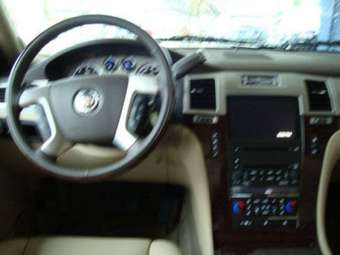 2008 Cadillac Escalade Images