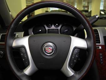 2008 Cadillac Escalade Pictures