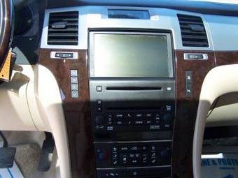 2008 Cadillac Escalade Pictures