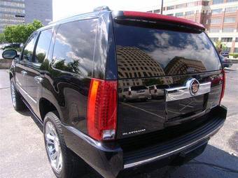 2008 Cadillac Escalade Pictures