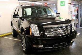 2008 Cadillac Escalade Pictures