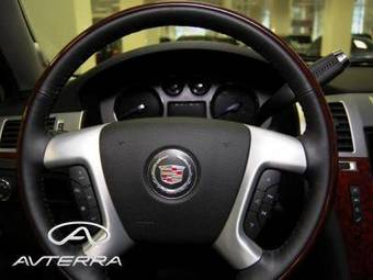 2008 Cadillac Escalade Photos