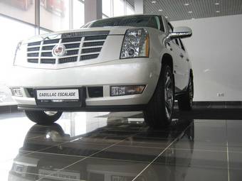 2012 Cadillac Escalade Photos