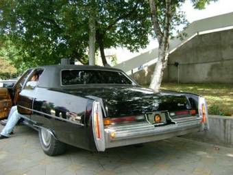 1974 Cadillac Fleetwood Photos