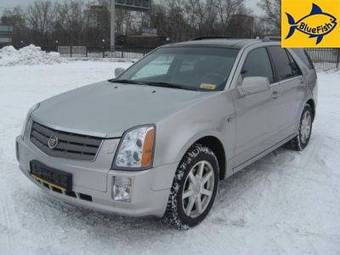 2004 Cadillac SRX Pictures