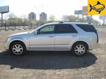 2004 Cadillac SRX Pictures