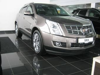 2011 Cadillac SRX Pictures