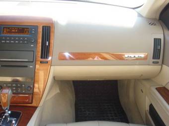 2008 Cadillac STS Pictures