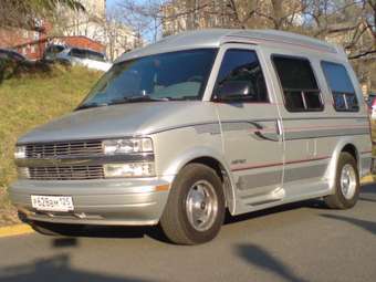 1996 Chevrolet Astro Photos