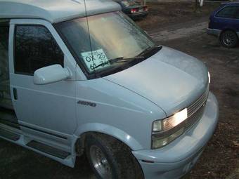 1996 Chevrolet Astro Photos