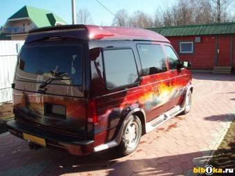 2001 Chevrolet Astro Photos