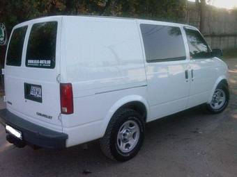 2003 Chevrolet Astro Pictures