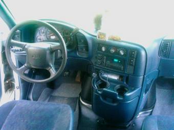 2003 Chevrolet Astro Pictures