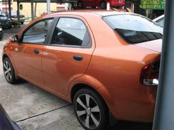 2004 Chevrolet Aveo Photos