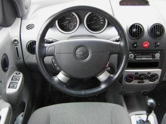 2004 Chevrolet Aveo Pictures