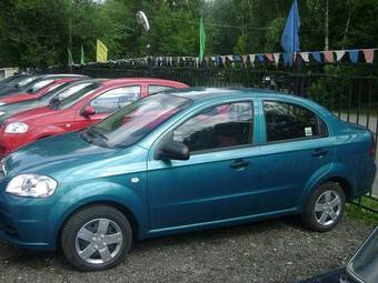 2010 Chevrolet Aveo Photos