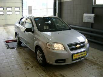 2011 Chevrolet Aveo Pictures