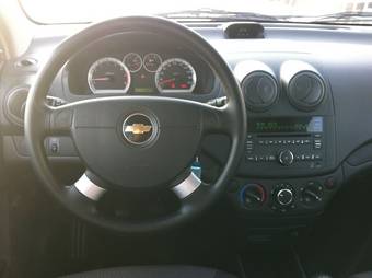 2011 Chevrolet Aveo Pics