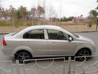 2011 Chevrolet Aveo Images