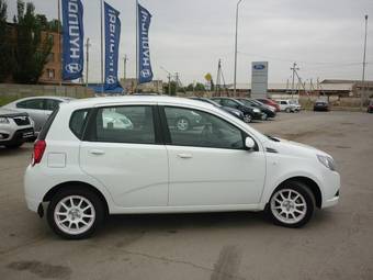 2011 Chevrolet Aveo Wallpapers
