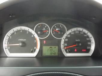 2011 Chevrolet Aveo Pictures