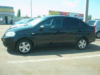 2011 Chevrolet Aveo Photos